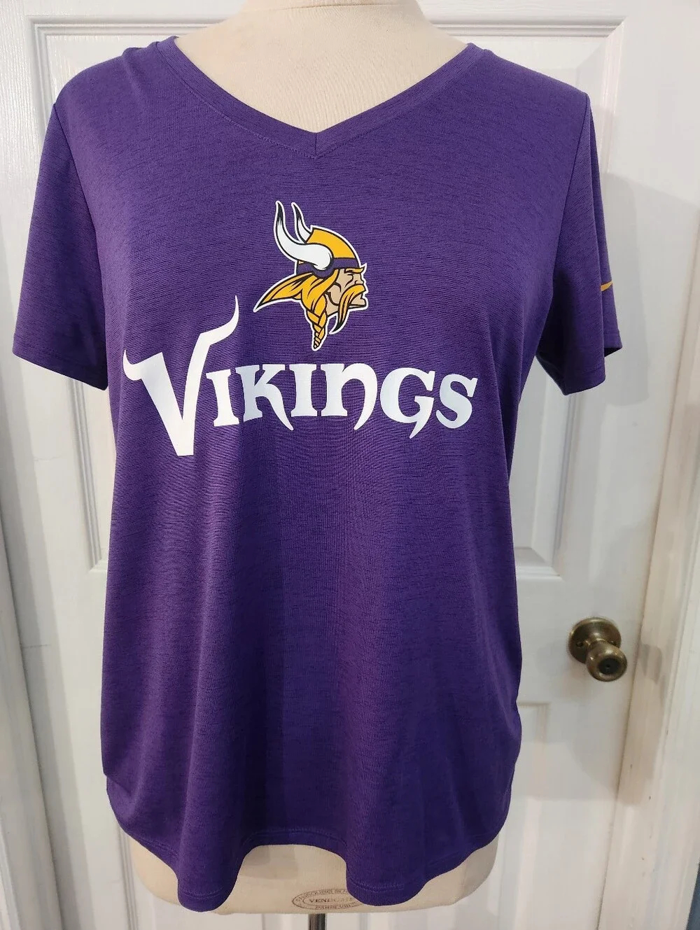 Minnesota Vikings Nike Dry Fit Purple V-Neck Womens Shirt